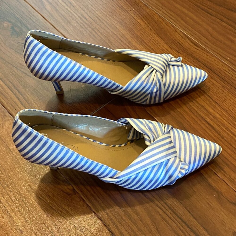 Gunmetal Felona Pumps blue and white satin shoes - New